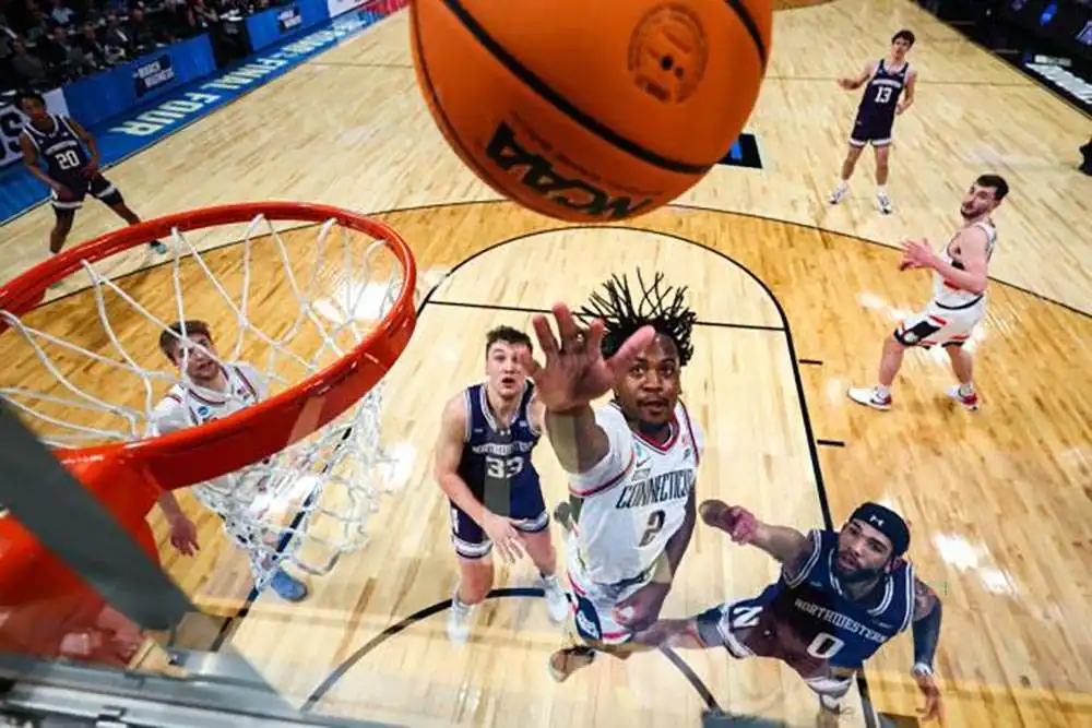 How can one watch the NCAA championship game for free and without a cable subscription?